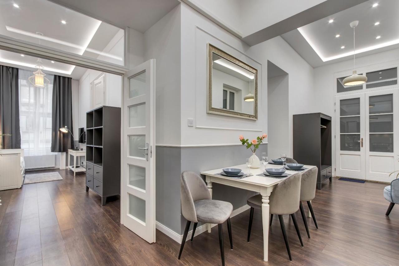 Semmelweis Apartment Boedapest Buitenkant foto