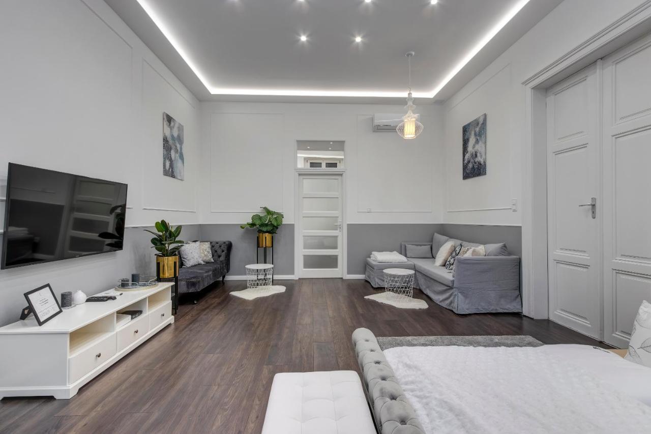 Semmelweis Apartment Boedapest Buitenkant foto